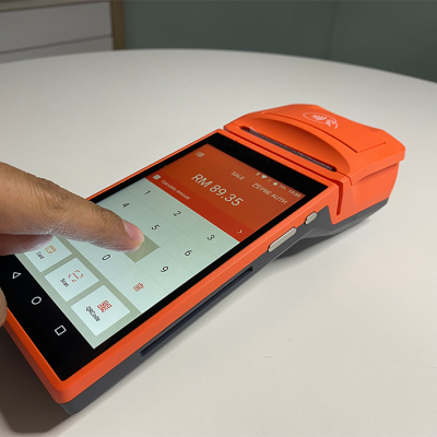 Touch Screen Terminal Machine for Payment Methods in Retail Stores - iPay88